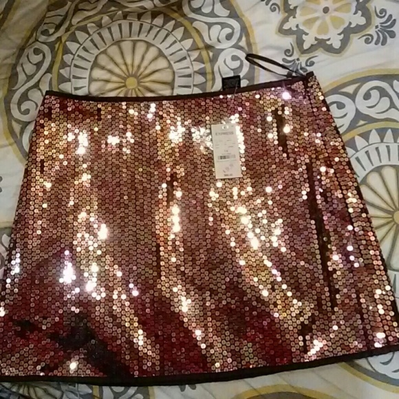 Express Dresses & Skirts - Express Sequin Skirt